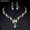 Classic women&#39;s wedding jewelry set